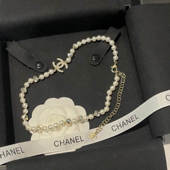 Chanel Pearl Necklace - Picture 4 of 5